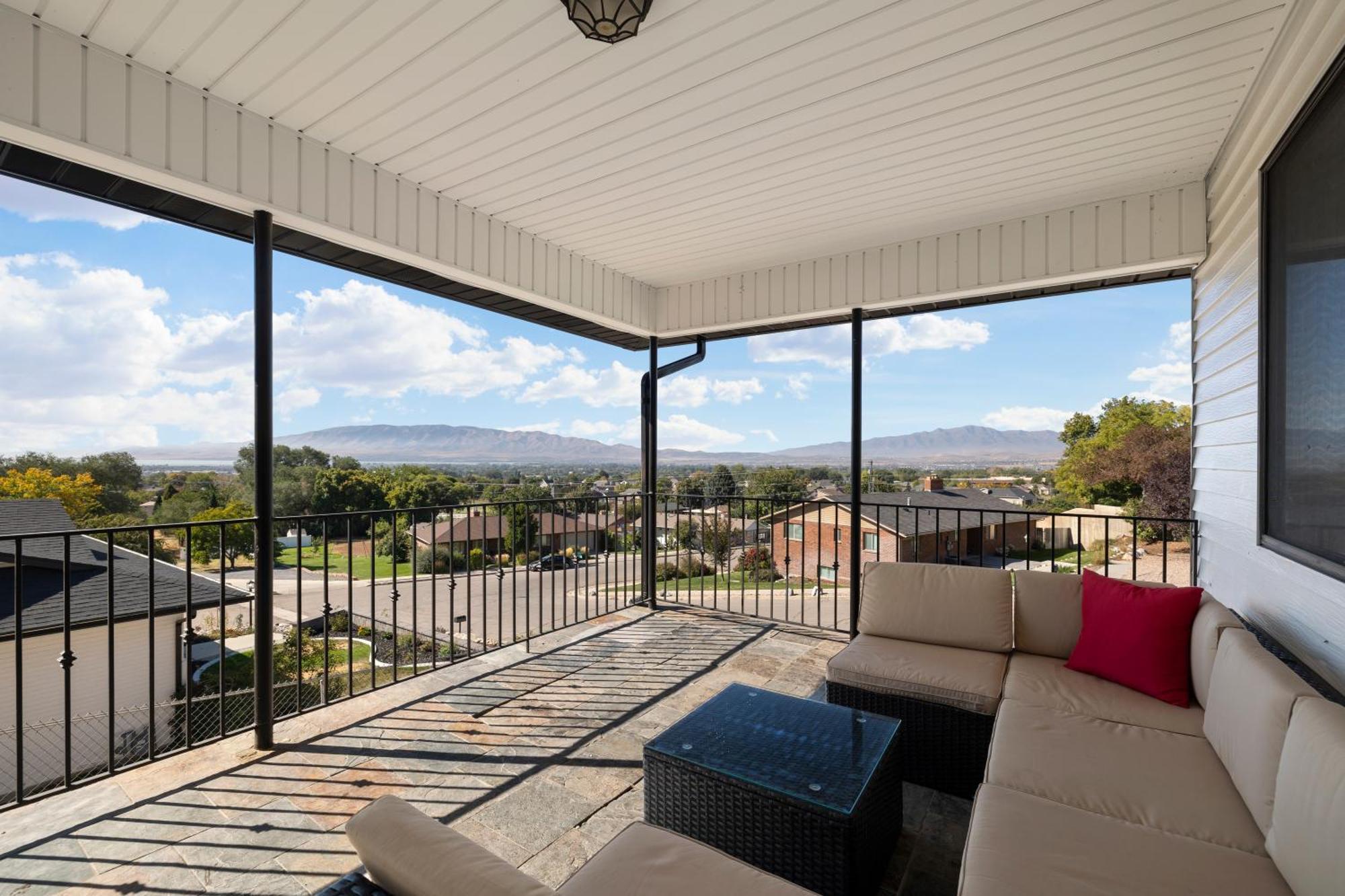 Beautiful View On Balcony Villa Lehi Exterior photo